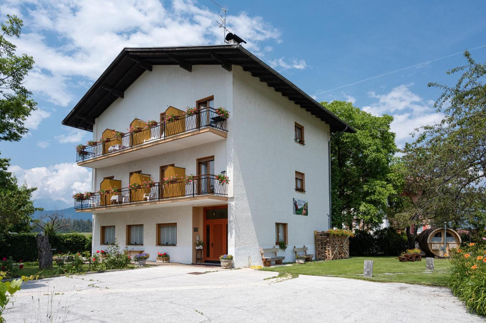 Bed and Breakfast Piccolo Orso Bruno Cavareno Exterior foto