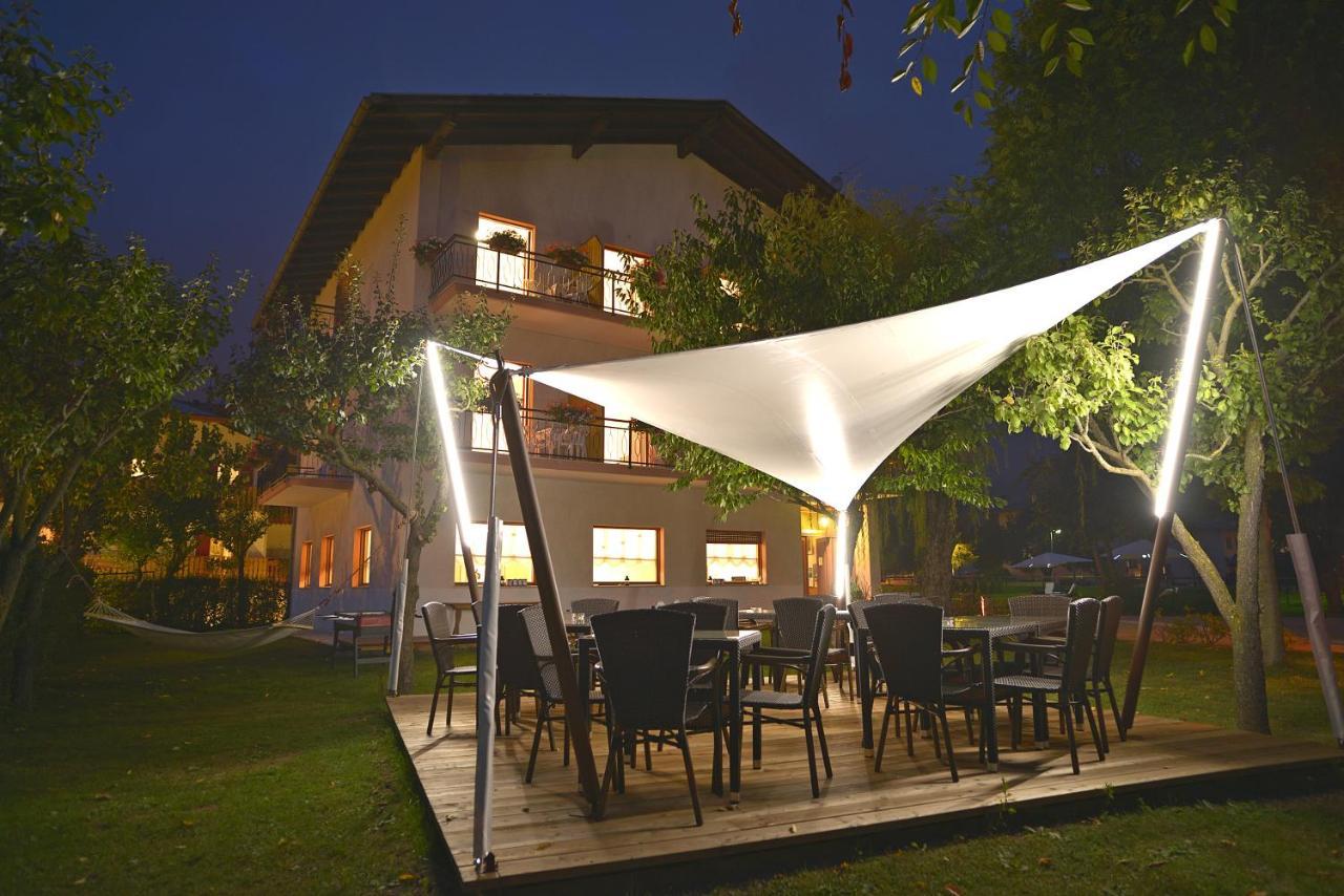 Bed and Breakfast Piccolo Orso Bruno Cavareno Exterior foto